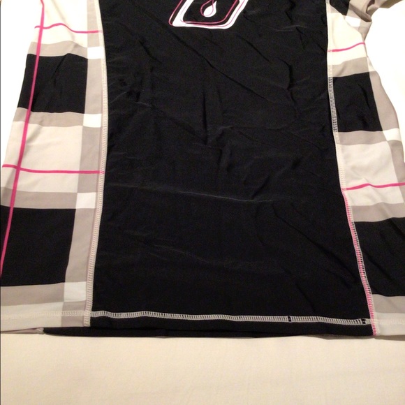 Level Six rashguard - Picture 3 of 4